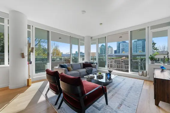 101 768 Arthur Erickson Place, West Vancouver For Sale - image 6
