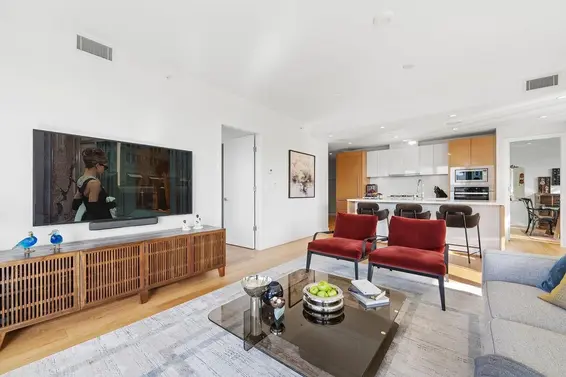 101 768 Arthur Erickson Place, West Vancouver For Sale - image 8