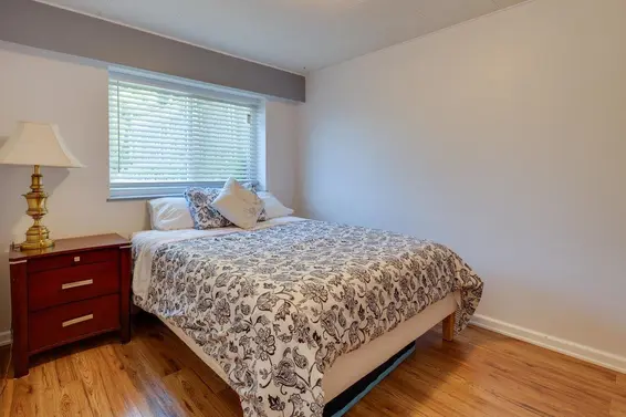 408 East 18th Street, North Vancouver For Sale - image 23