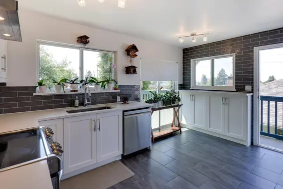 408 East 18th Street, North Vancouver For Sale - image 8