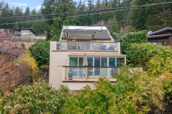 2387 Caledonia Avenue, North Vancouver For Sale - image 33