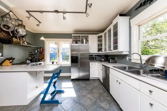 364 East 14th Street, North Vancouver For Sale - image 13