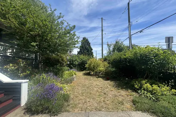 364 East 14th Street, North Vancouver For Sale - image 31