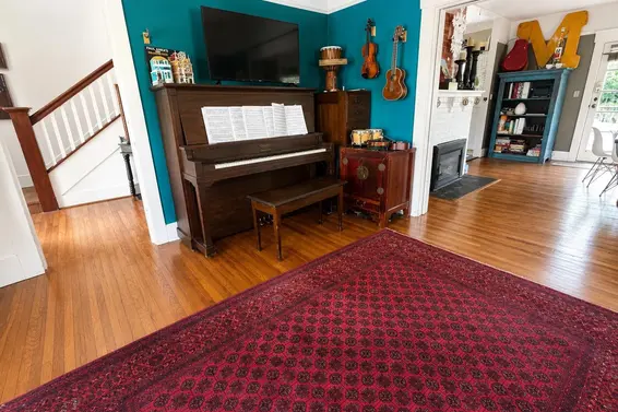364 East 14th Street, North Vancouver For Sale - image 6