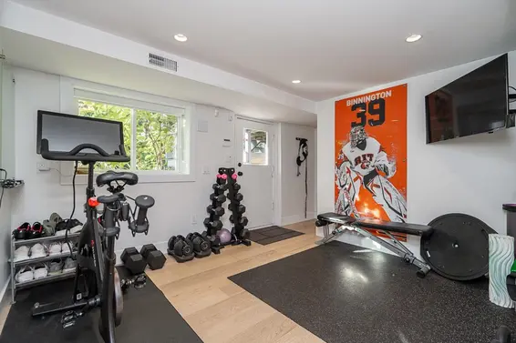 1361 East 15th Street, North Vancouver For Sale - image 22