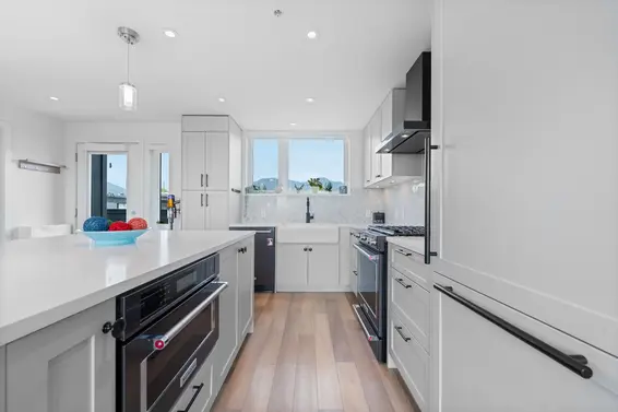 402 505 East 2nd Street, North Vancouver For Sale - image 8
