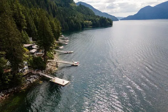 24 East Of Croker Island, North Vancouver