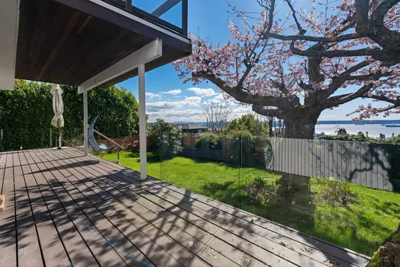 2220 Queens Avenue, West Vancouver For Sale - image 31