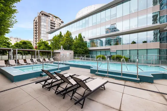 2105 125 East 14th Street, North Vancouver For Sale - image 7