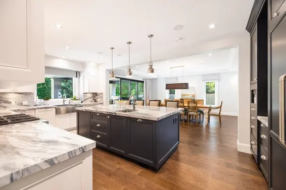 3850 St. Marys Avenue, North Vancouver For Sale - image 3