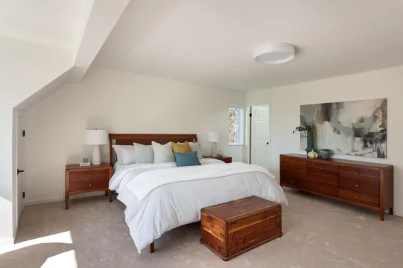 2323 Inglewood Avenue, West Vancouver For Sale - image 17