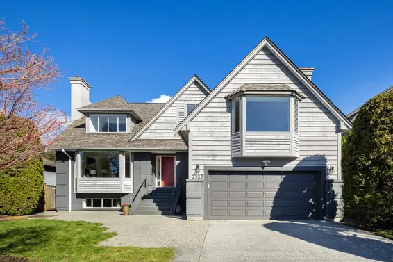 2323 Inglewood Avenue, West Vancouver For Sale - image 2