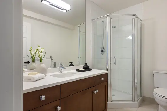 2323 Inglewood Avenue, West Vancouver For Sale - image 26