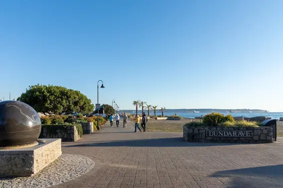 2323 Inglewood Avenue, West Vancouver For Sale - image 35