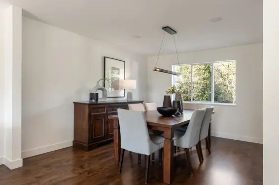 2323 Inglewood Avenue, West Vancouver For Sale - image 6