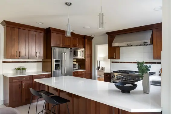 2323 Inglewood Avenue, West Vancouver For Sale - image 9