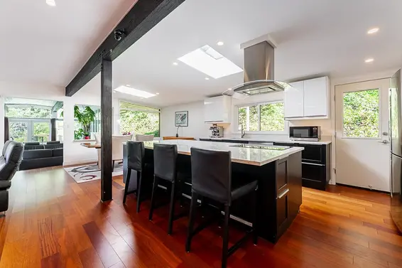 5651 Westhaven Road, West Vancouver For Sale - image 4