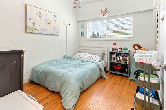 2285 Tompkins Crescent, North Vancouver For Sale - image 13