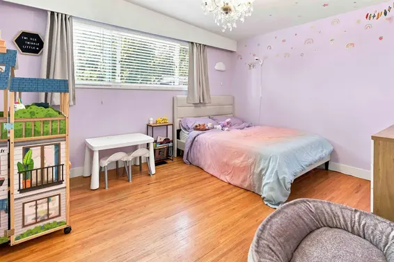 2285 Tompkins Crescent, North Vancouver For Sale - image 14