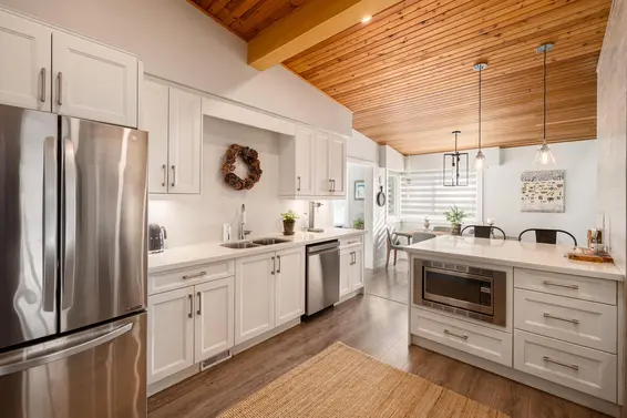 3642 Sykes Road, North Vancouver For Sale - image 14