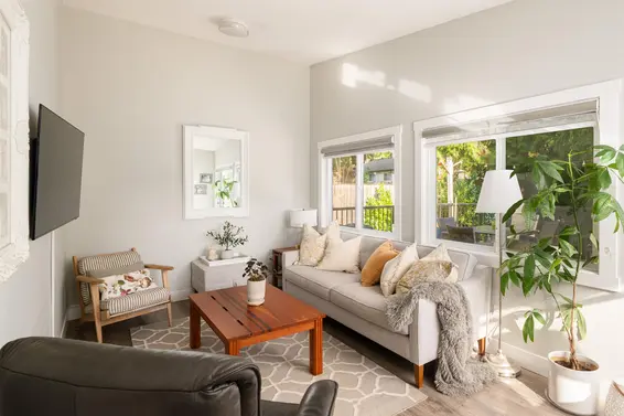 3642 Sykes Road, North Vancouver For Sale - image 15