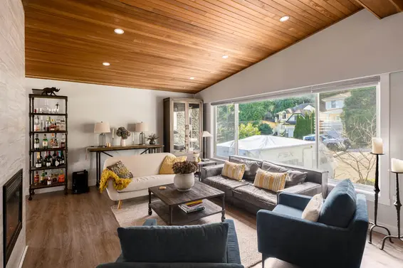 3642 Sykes Road, North Vancouver For Sale - image 4