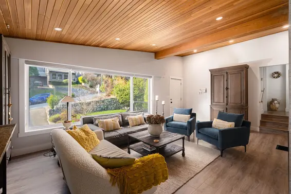 3642 Sykes Road, North Vancouver For Sale - image 5