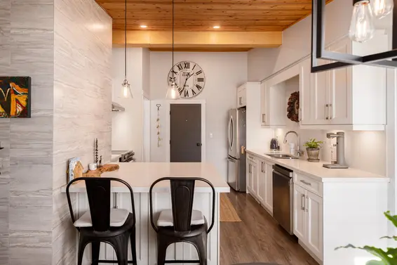 3642 Sykes Road, North Vancouver For Sale - image 9