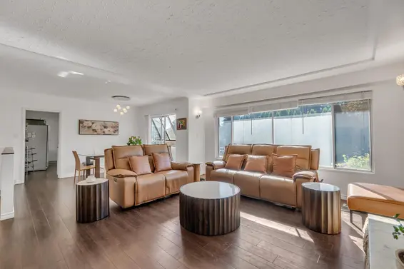 938 East 29th Street, North Vancouver For Sale - image 3