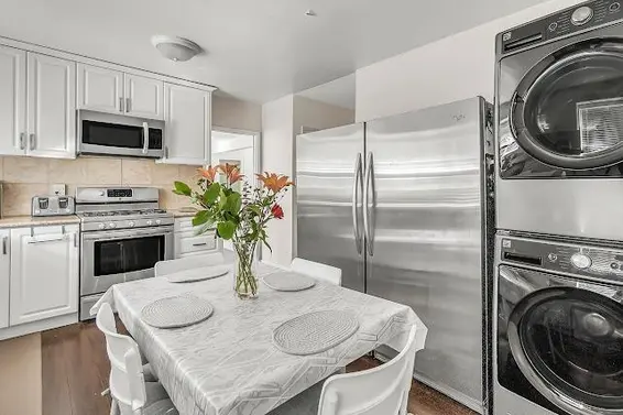 938 East 29th Street, North Vancouver For Sale - image 4
