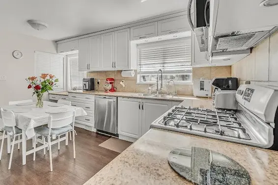 938 East 29th Street, North Vancouver For Sale - image 6