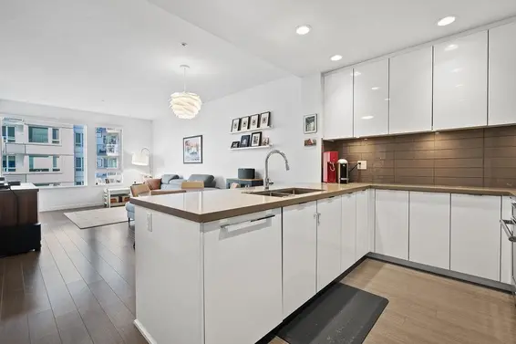 328 255 West 1st Street, North Vancouver For Sale - image 2