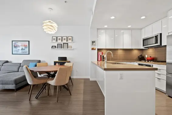 328 255 West 1st Street, North Vancouver For Sale - image 3