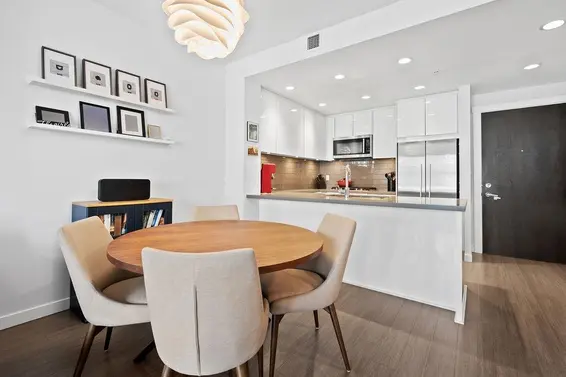 328 255 West 1st Street, North Vancouver For Sale - image 4