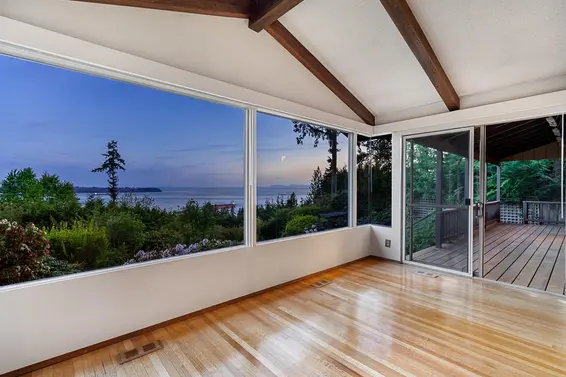 3898 Southridge Avenue, West Vancouver For Sale - image 12