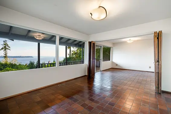 3898 Southridge Avenue, West Vancouver For Sale - image 13