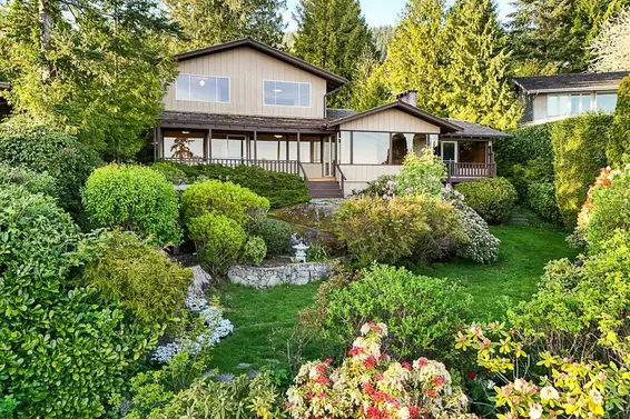 3898 Southridge Avenue, West Vancouver For Sale - image 2