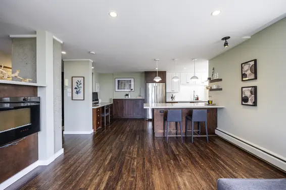 302 540 Lonsdale Avenue, North Vancouver For Sale - image 10