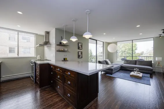302 540 Lonsdale Avenue, North Vancouver For Sale - image 11