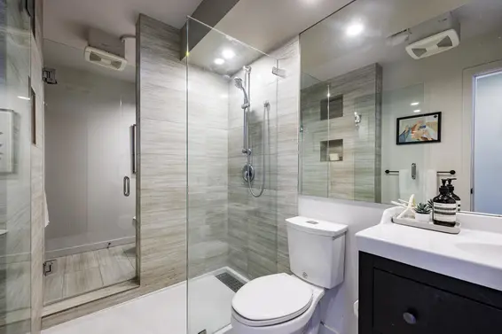 302 540 Lonsdale Avenue, North Vancouver For Sale - image 21