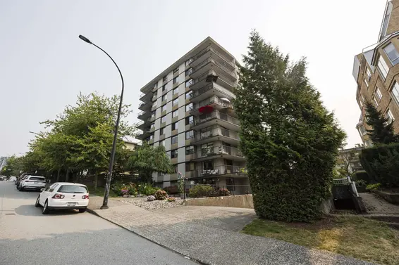 302 540 Lonsdale Avenue, North Vancouver For Sale - image 4