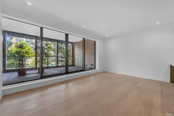 214 1355 Bellevue Avenue, West Vancouver For Sale - image 11