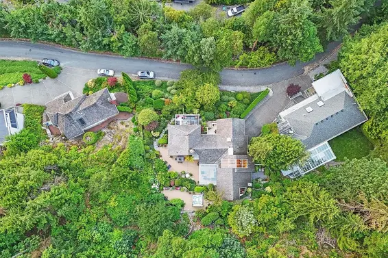5480 Keith Road, West Vancouver For Sale - image 2