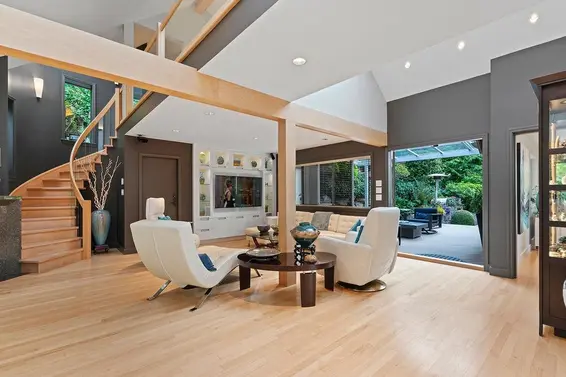5480 Keith Road, West Vancouver For Sale - image 9