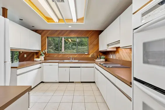 384 Mathers Avenue, West Vancouver For Sale - image 13