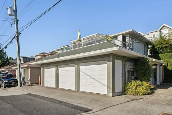 333 East Keith Road, North Vancouver For Sale - image 28