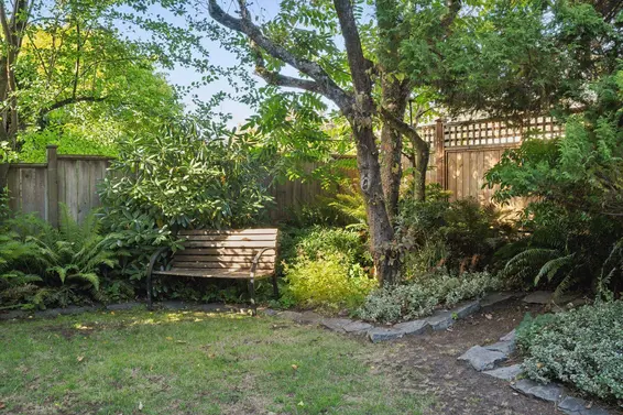 333 East Keith Road, North Vancouver For Sale - image 29