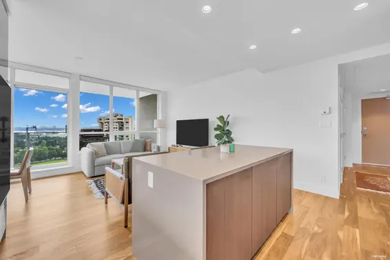 2001 1632 Lions Gate Lane, North Vancouver For Sale - image 3