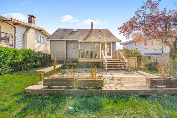 138 West Kings Road, North Vancouver For Sale - image 34