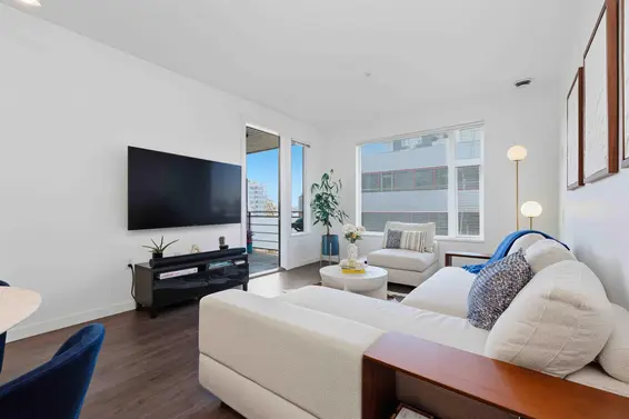 409 123 West 1st Street, North Vancouver For Sale - image 17